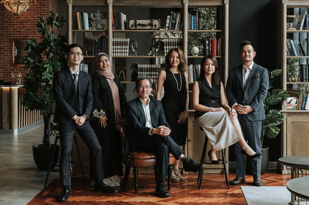 homepage-group-photo
